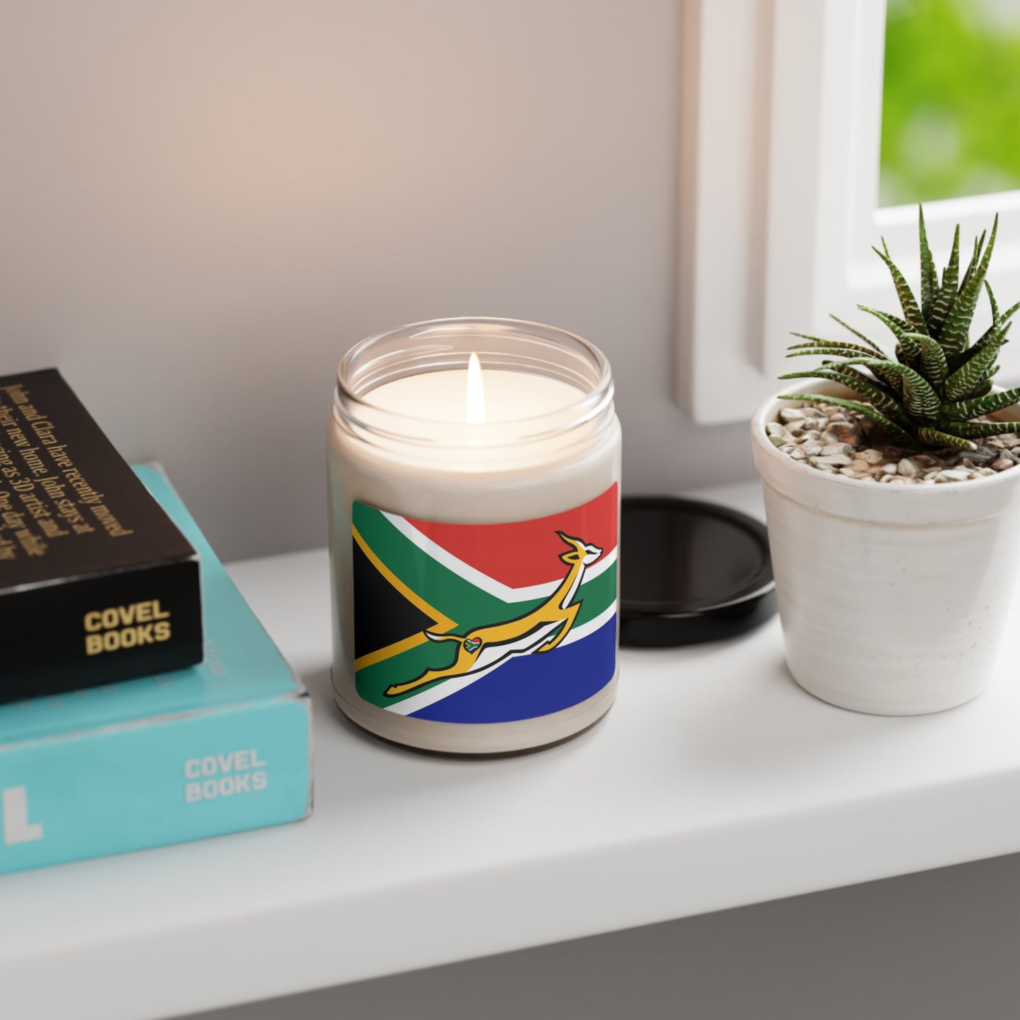 Green & Gold Scented Soy Candle, 9oz - Gifts for South Africans