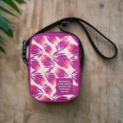 Crossbody bag - protea