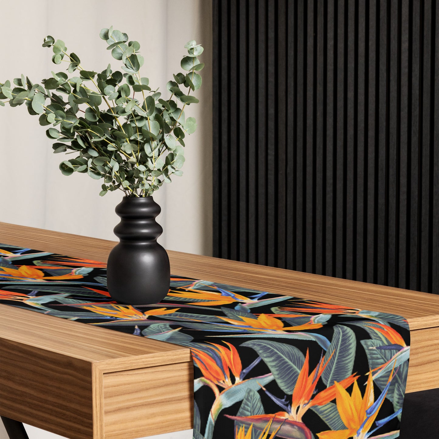 Strelitzia Table runner - Black